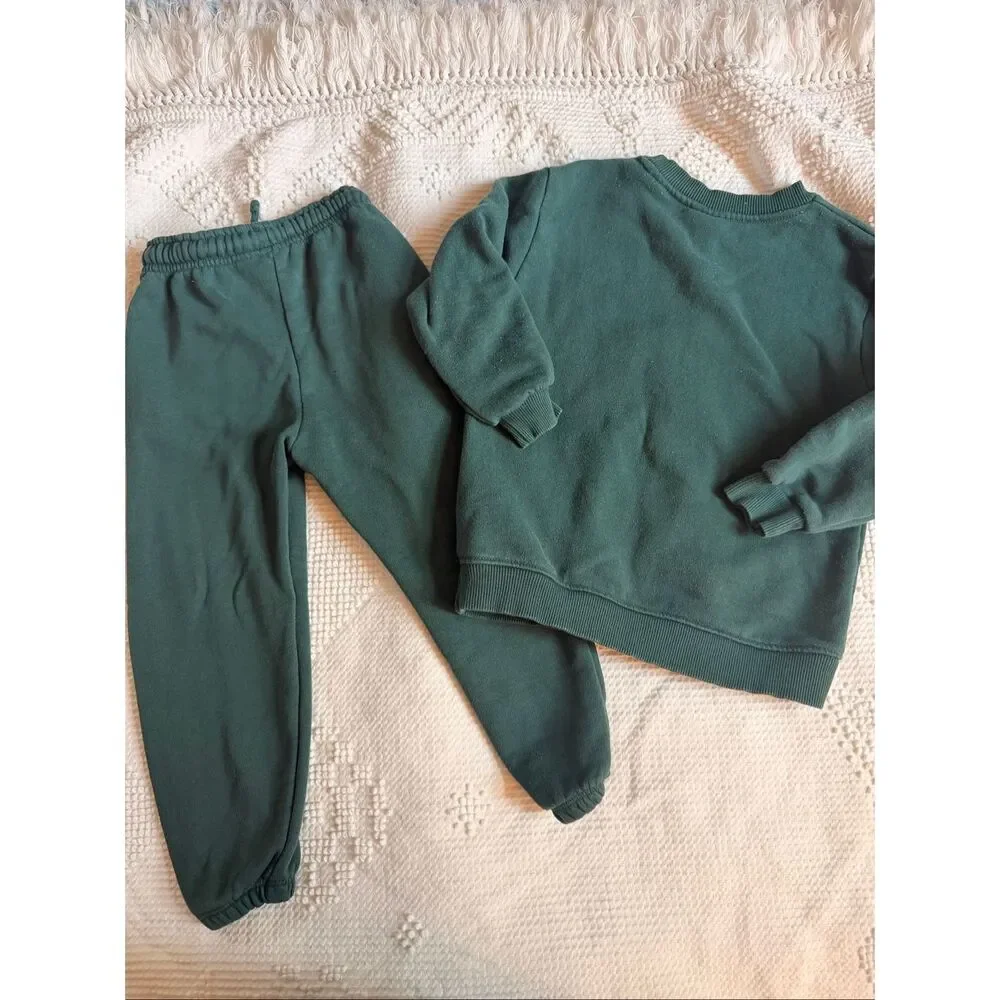 Zara Kids Size‎ 5 Green Sweatsuit Set